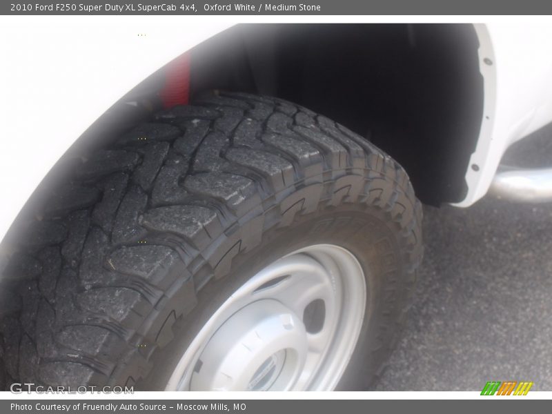 Oxford White / Medium Stone 2010 Ford F250 Super Duty XL SuperCab 4x4