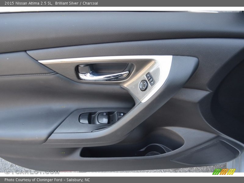Brilliant Silver / Charcoal 2015 Nissan Altima 2.5 SL