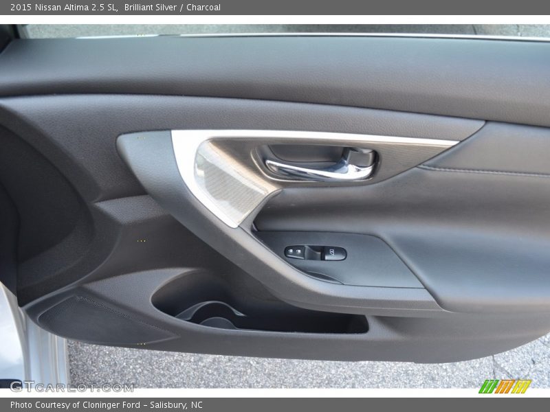 Brilliant Silver / Charcoal 2015 Nissan Altima 2.5 SL