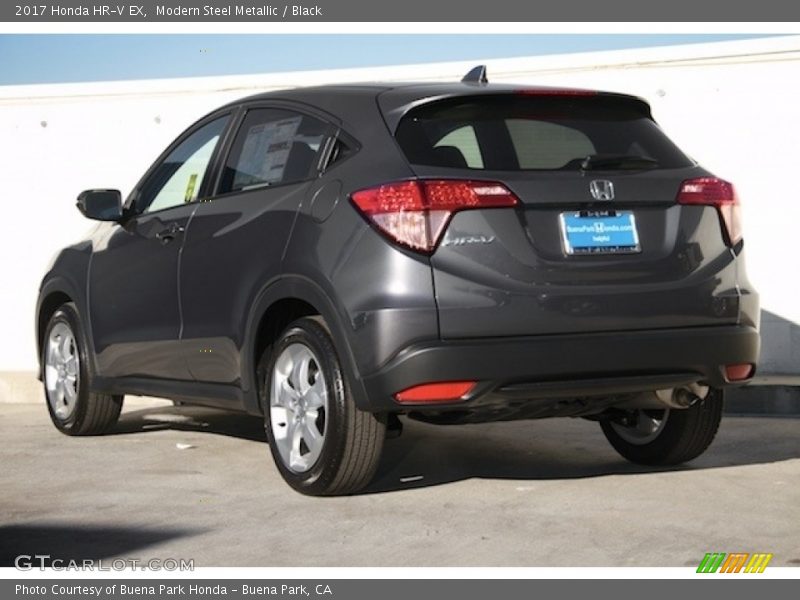 Modern Steel Metallic / Black 2017 Honda HR-V EX