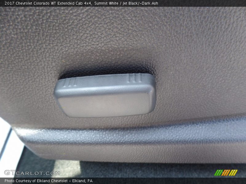 Summit White / Jet Black/­Dark Ash 2017 Chevrolet Colorado WT Extended Cab 4x4