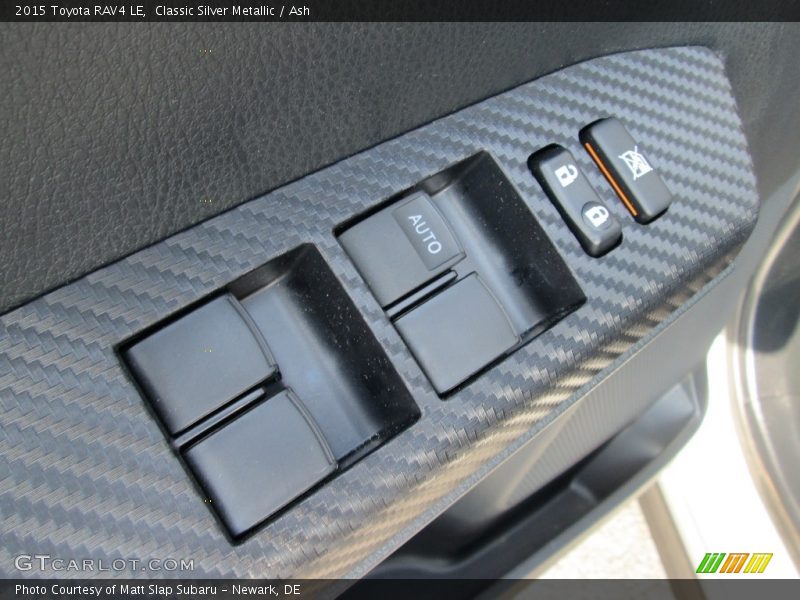 Classic Silver Metallic / Ash 2015 Toyota RAV4 LE