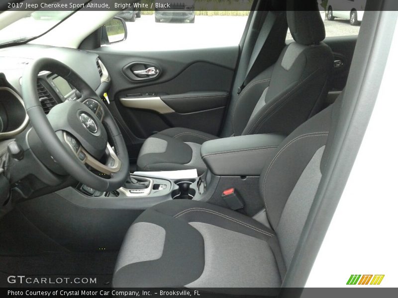 Bright White / Black 2017 Jeep Cherokee Sport Altitude