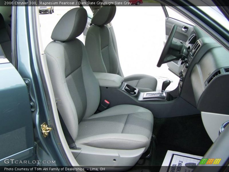 Magnesium Pearlcoat / Dark Slate Gray/Light Slate Gray 2006 Chrysler 300