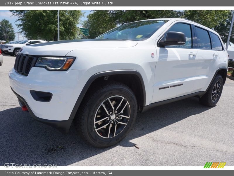 Bright White / Black 2017 Jeep Grand Cherokee Trailhawk 4x4