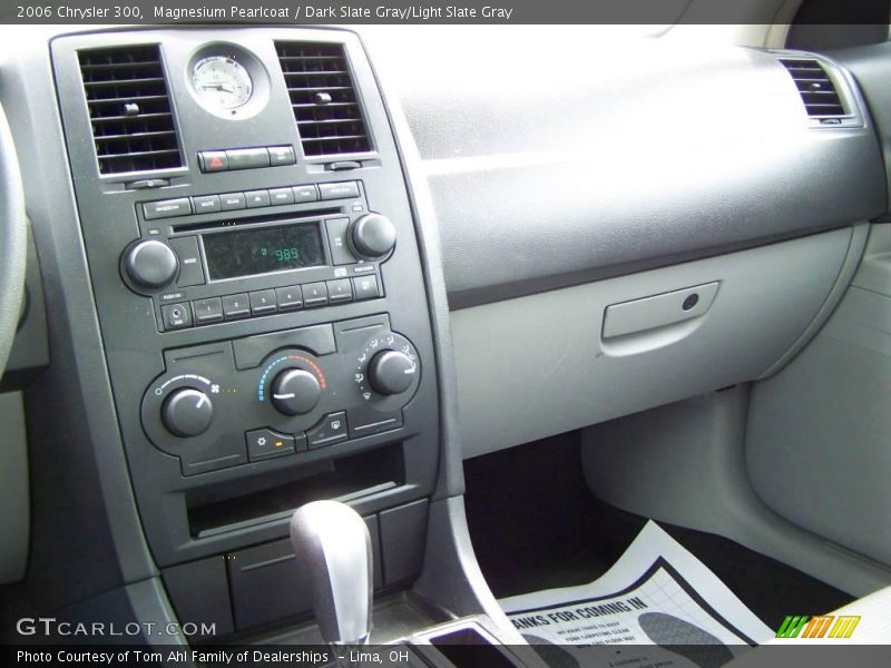 Magnesium Pearlcoat / Dark Slate Gray/Light Slate Gray 2006 Chrysler 300