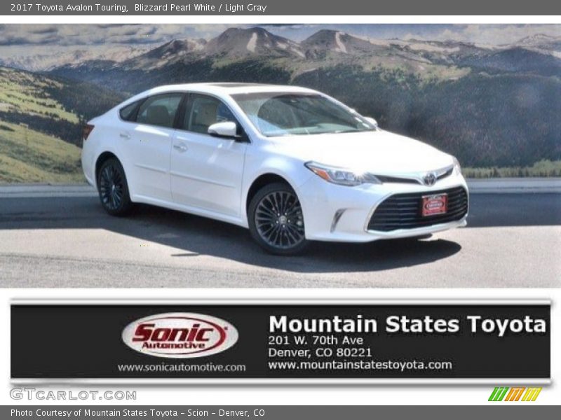 Blizzard Pearl White / Light Gray 2017 Toyota Avalon Touring