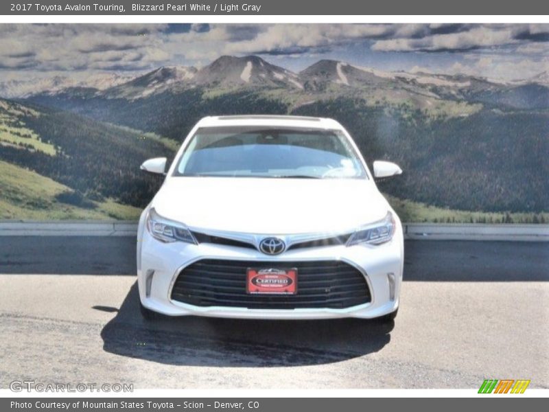 Blizzard Pearl White / Light Gray 2017 Toyota Avalon Touring