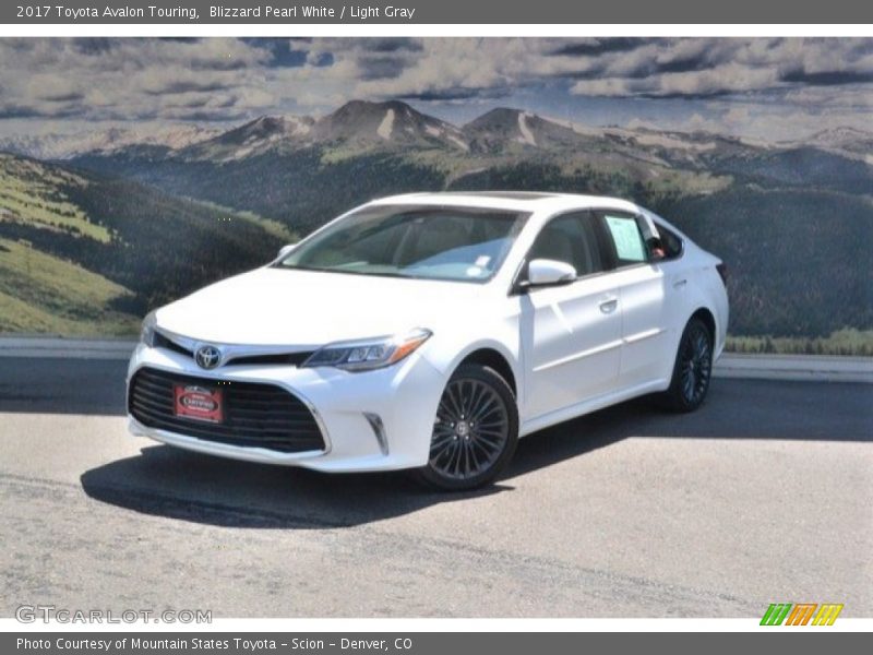 Blizzard Pearl White / Light Gray 2017 Toyota Avalon Touring
