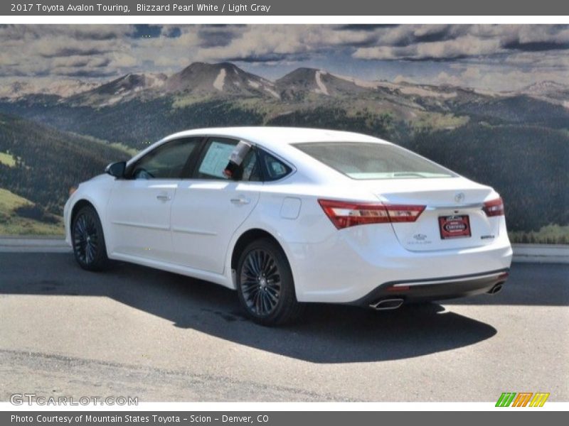 Blizzard Pearl White / Light Gray 2017 Toyota Avalon Touring
