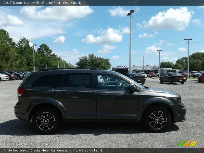 Granite Pearl-Coat / Black 2017 Dodge Journey SE