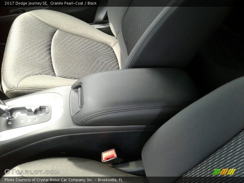 Granite Pearl-Coat / Black 2017 Dodge Journey SE