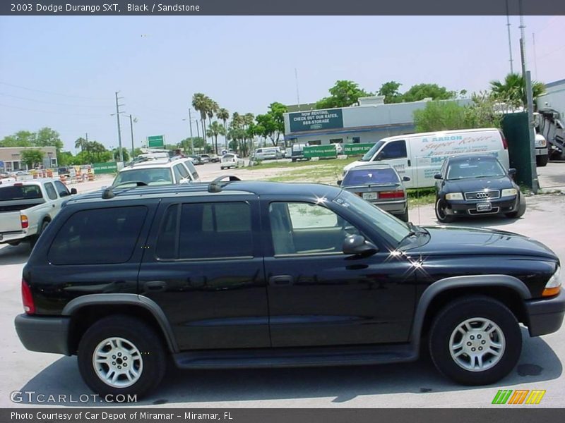 Black / Sandstone 2003 Dodge Durango SXT