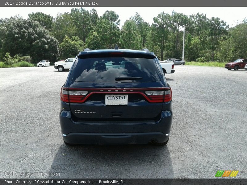 Blu By You Pearl / Black 2017 Dodge Durango SXT