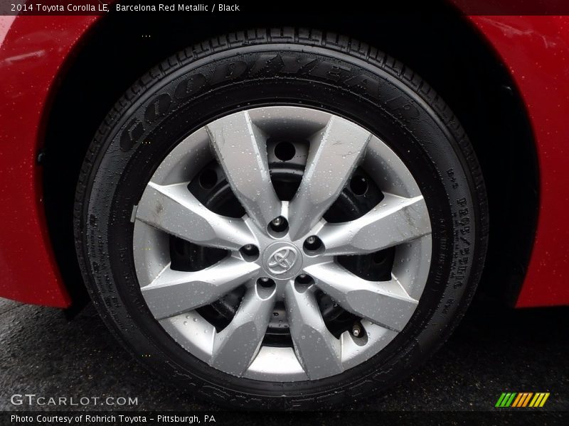 Barcelona Red Metallic / Black 2014 Toyota Corolla LE