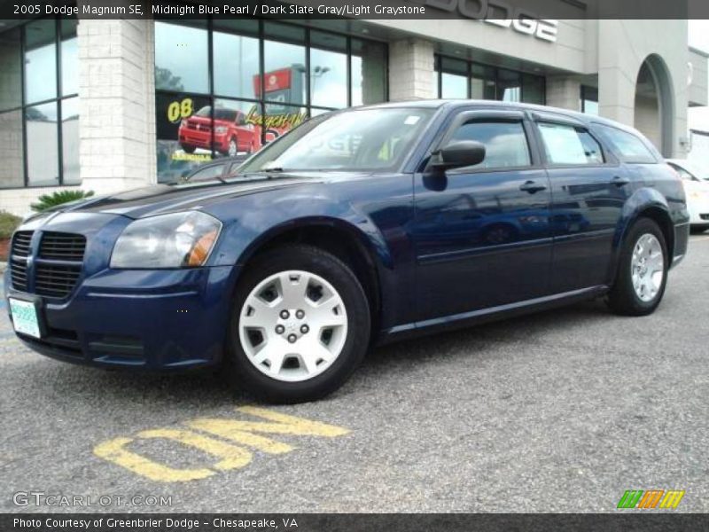 Midnight Blue Pearl / Dark Slate Gray/Light Graystone 2005 Dodge Magnum SE