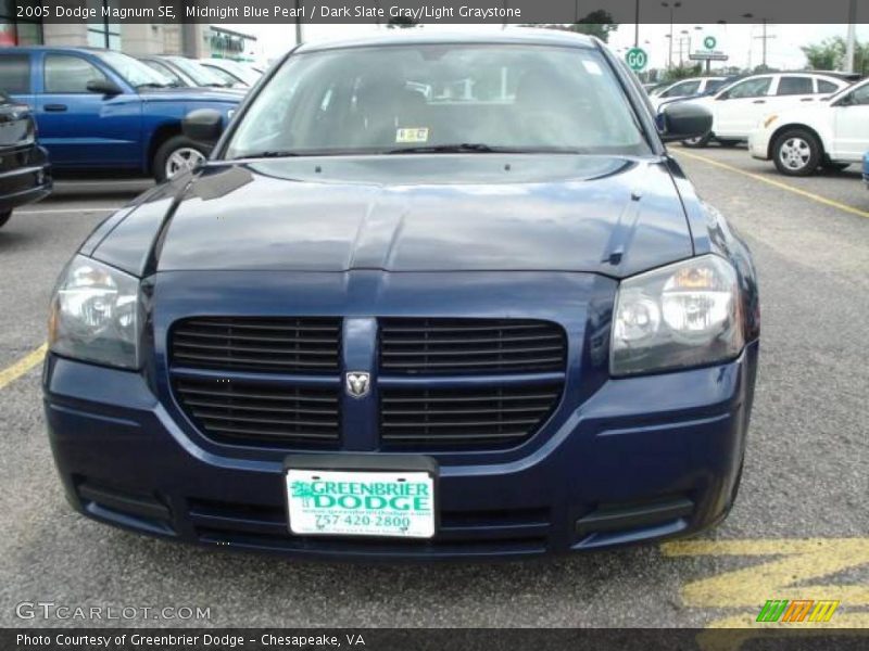 Midnight Blue Pearl / Dark Slate Gray/Light Graystone 2005 Dodge Magnum SE