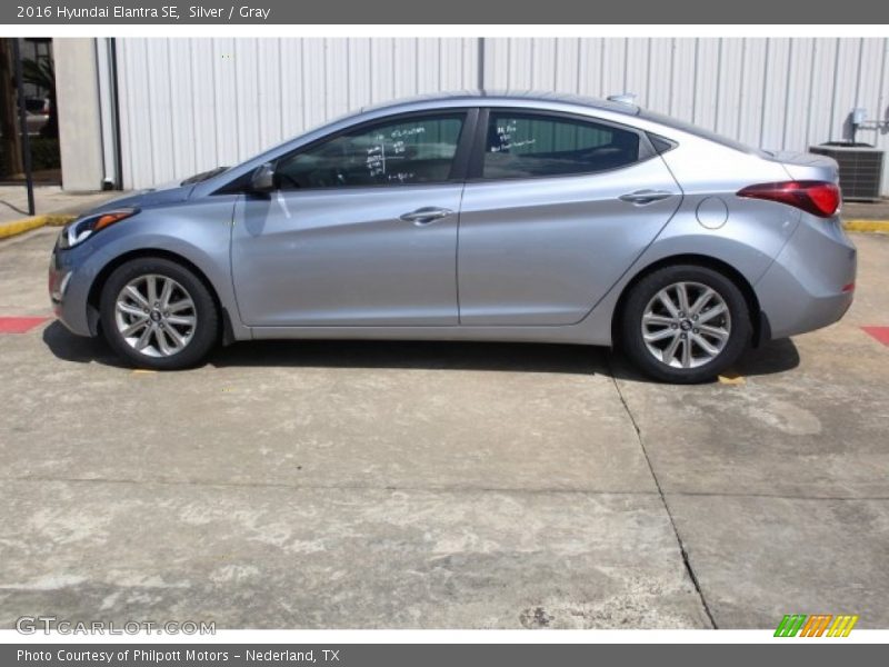 Silver / Gray 2016 Hyundai Elantra SE