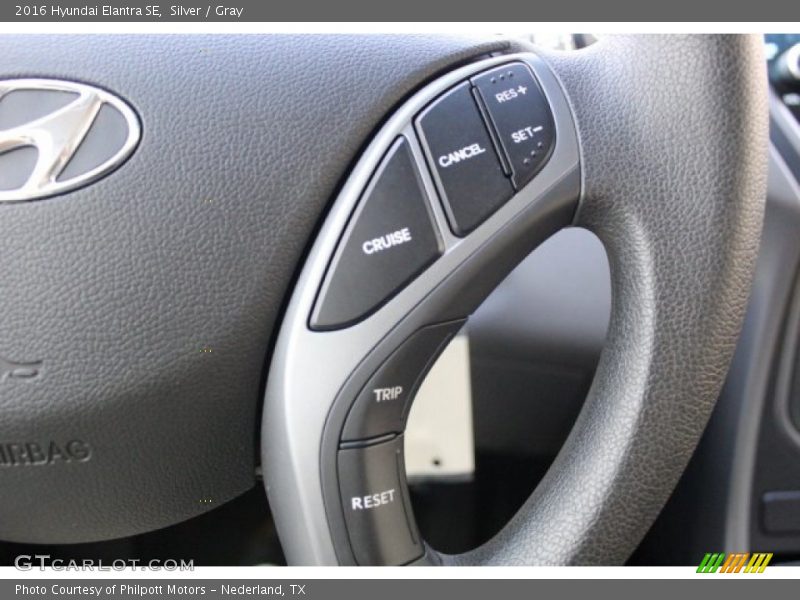Silver / Gray 2016 Hyundai Elantra SE