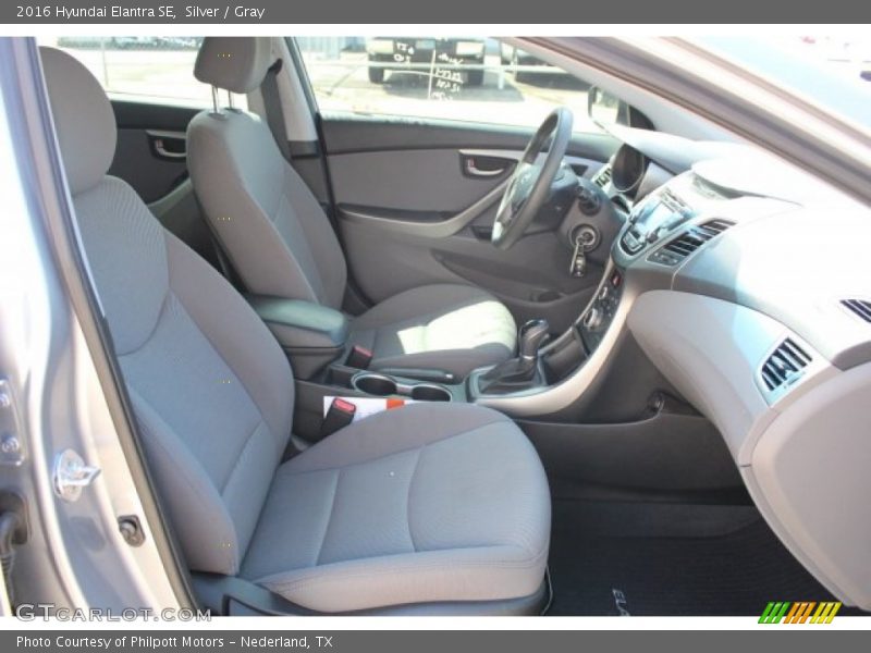 Silver / Gray 2016 Hyundai Elantra SE