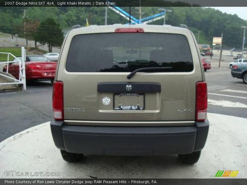 Light Khaki Metallic / Dark Khaki 2007 Dodge Nitro SXT 4x4
