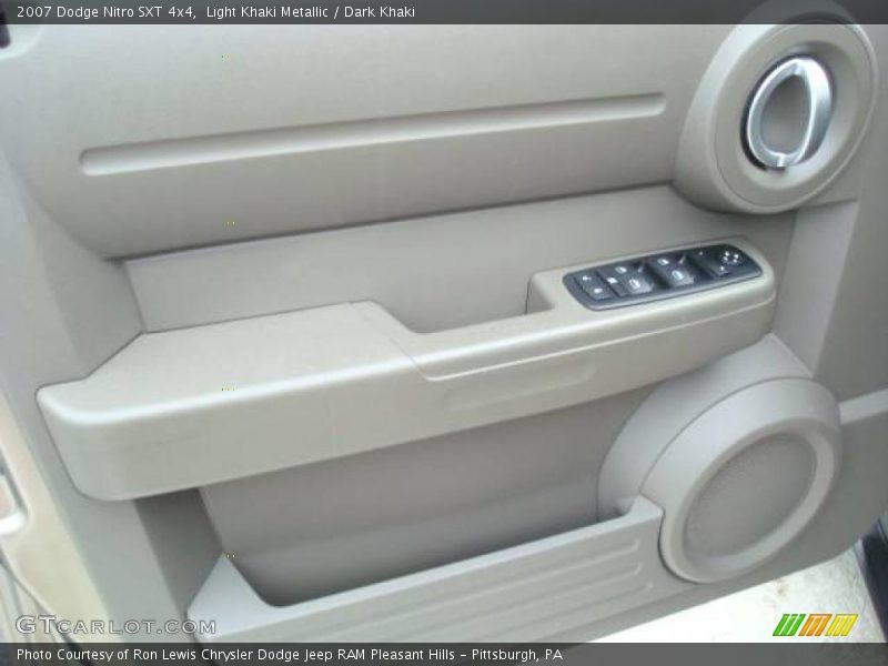 Light Khaki Metallic / Dark Khaki 2007 Dodge Nitro SXT 4x4