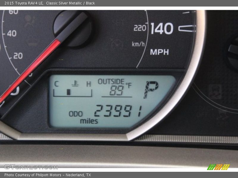 Classic Silver Metallic / Black 2015 Toyota RAV4 LE