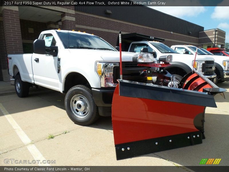 Oxford White / Medium Earth Gray 2017 Ford F350 Super Duty XL Regular Cab 4x4 Plow Truck