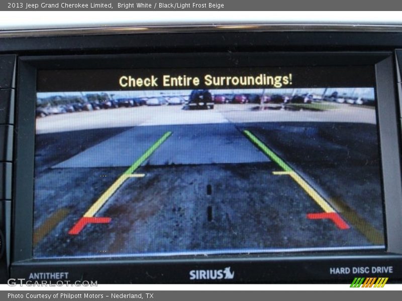 Bright White / Black/Light Frost Beige 2013 Jeep Grand Cherokee Limited