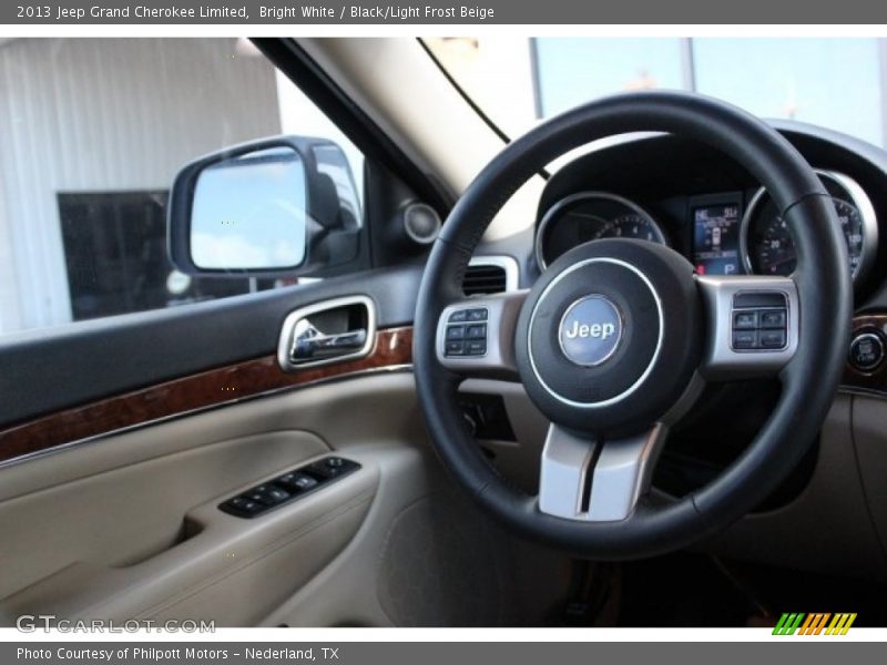 Bright White / Black/Light Frost Beige 2013 Jeep Grand Cherokee Limited