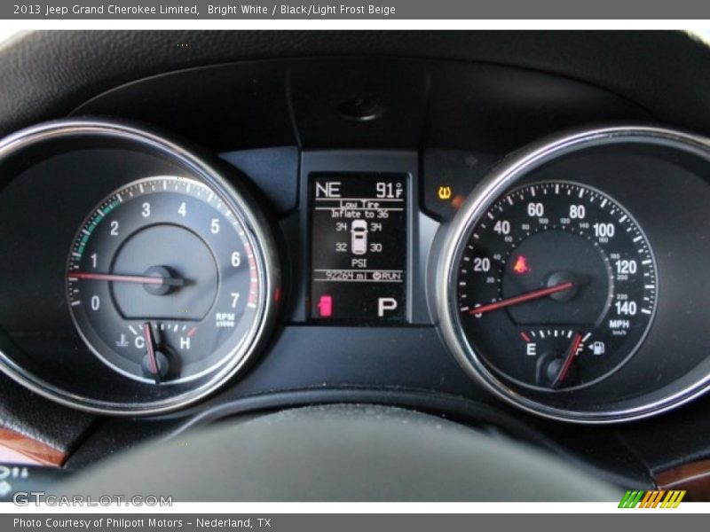 Bright White / Black/Light Frost Beige 2013 Jeep Grand Cherokee Limited