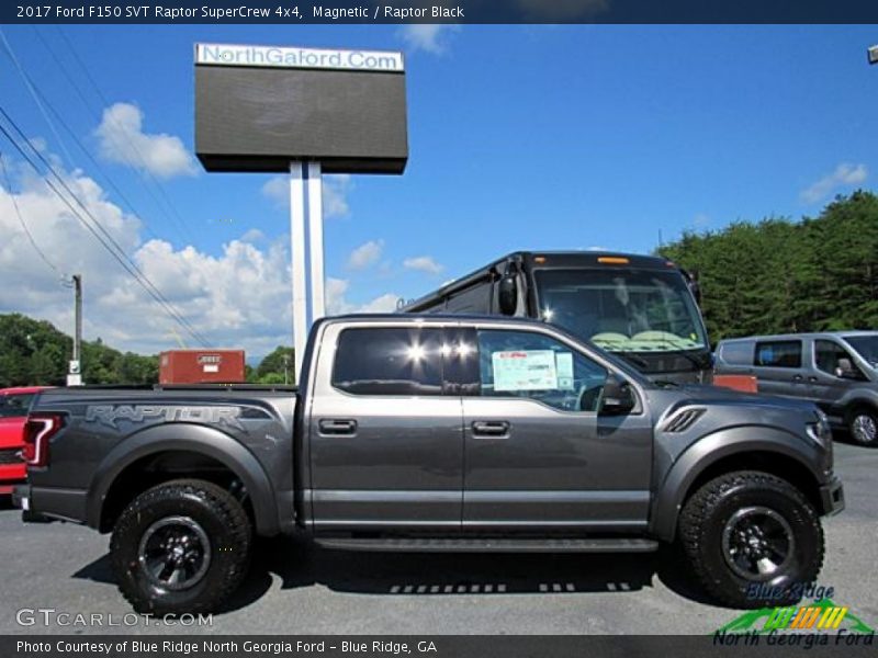 Magnetic / Raptor Black 2017 Ford F150 SVT Raptor SuperCrew 4x4