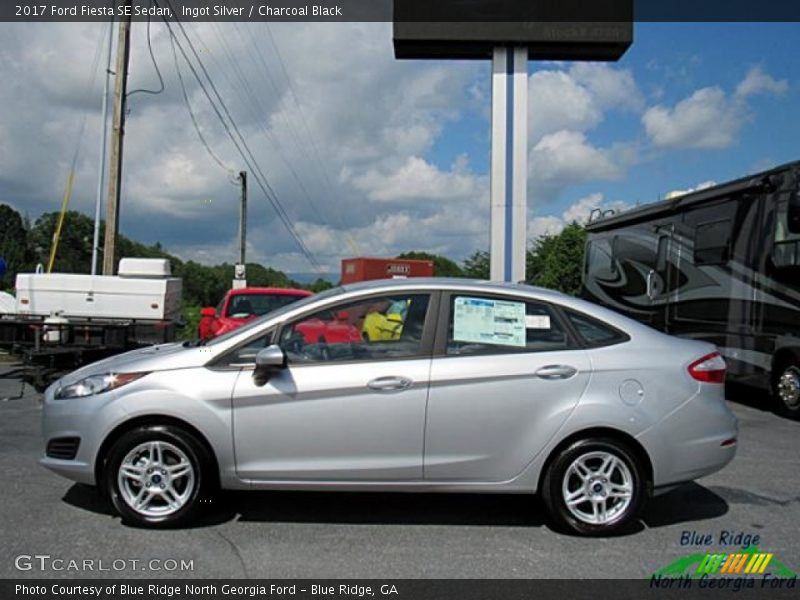 Ingot Silver / Charcoal Black 2017 Ford Fiesta SE Sedan