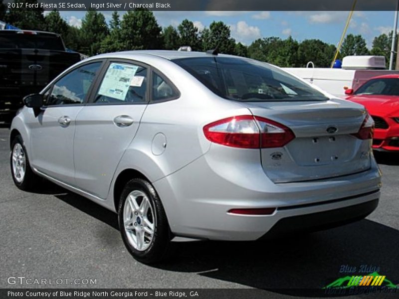 Ingot Silver / Charcoal Black 2017 Ford Fiesta SE Sedan