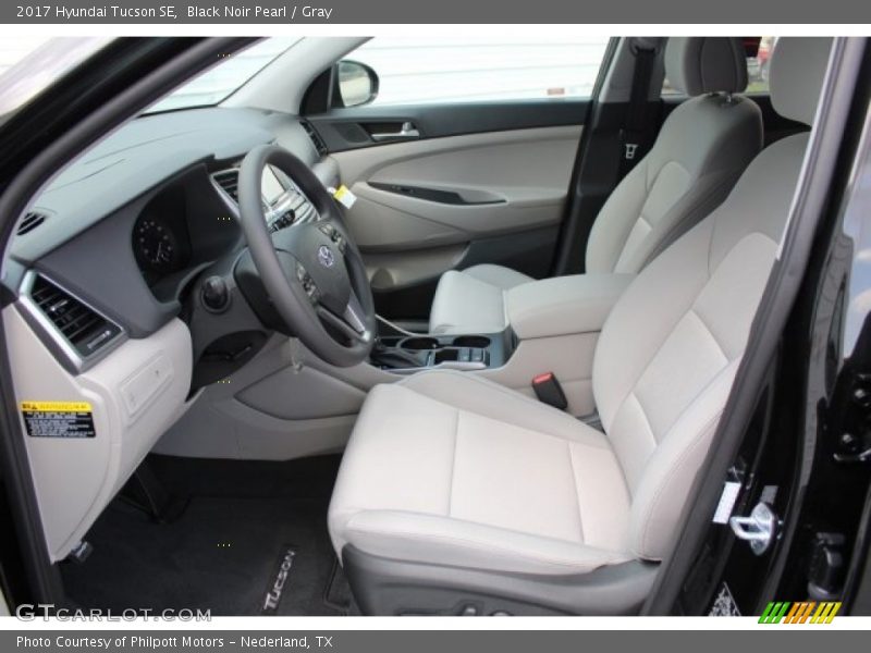 Black Noir Pearl / Gray 2017 Hyundai Tucson SE