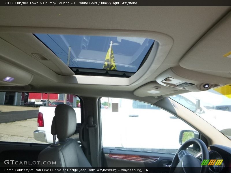 White Gold / Black/Light Graystone 2013 Chrysler Town & Country Touring - L