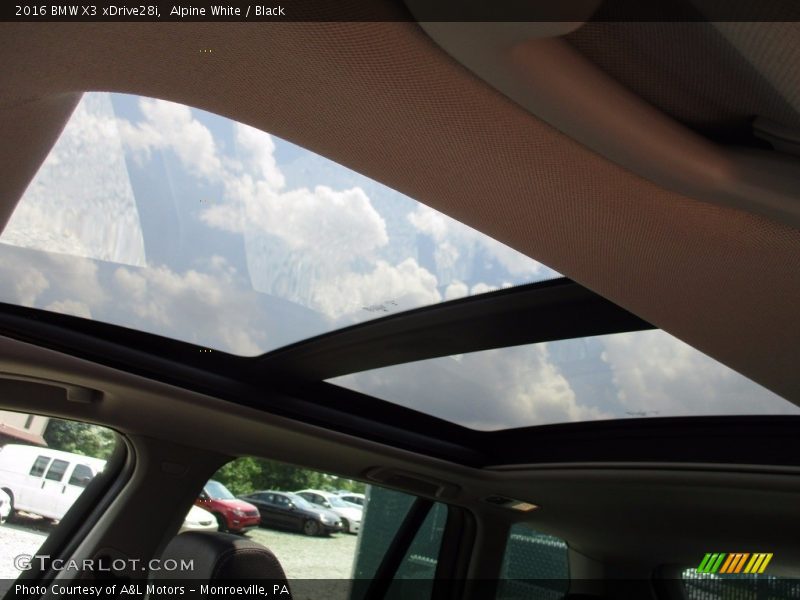 Alpine White / Black 2016 BMW X3 xDrive28i