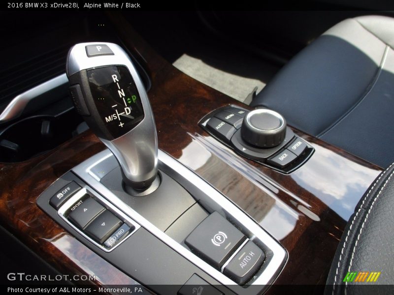 Alpine White / Black 2016 BMW X3 xDrive28i
