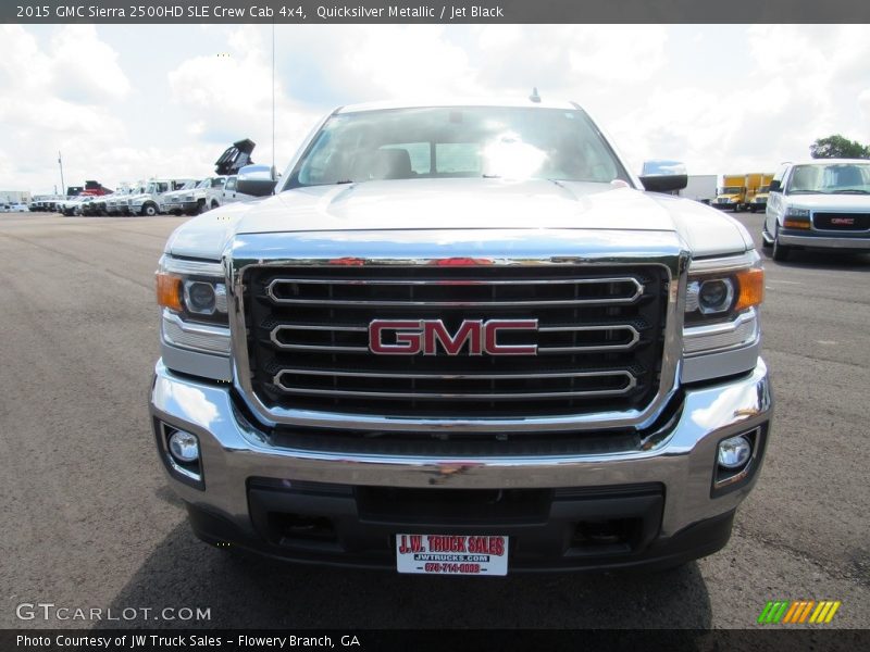 Quicksilver Metallic / Jet Black 2015 GMC Sierra 2500HD SLE Crew Cab 4x4
