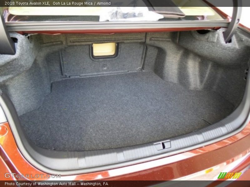 Ooh La La Rouge Mica / Almond 2018 Toyota Avalon XLE