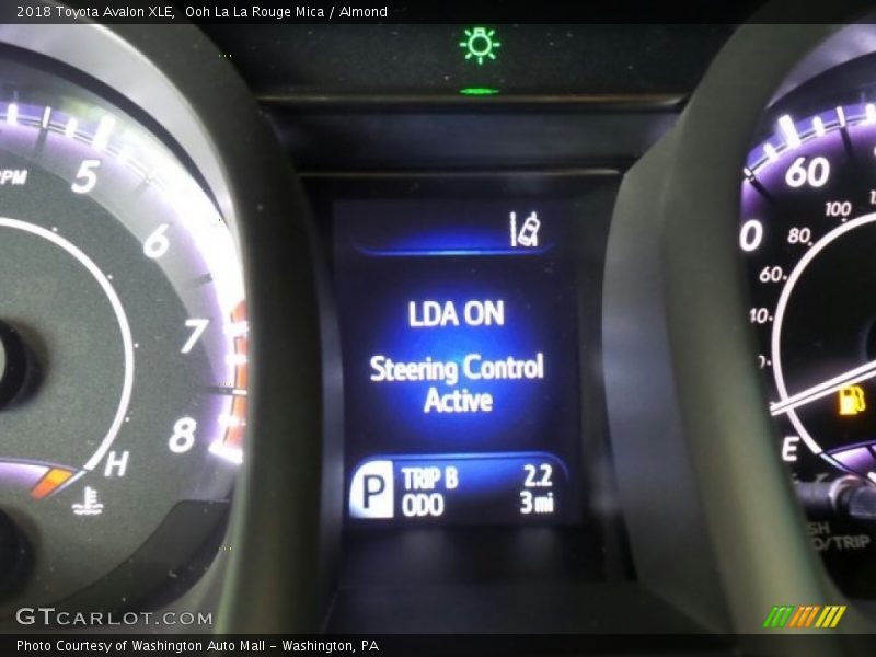 Ooh La La Rouge Mica / Almond 2018 Toyota Avalon XLE