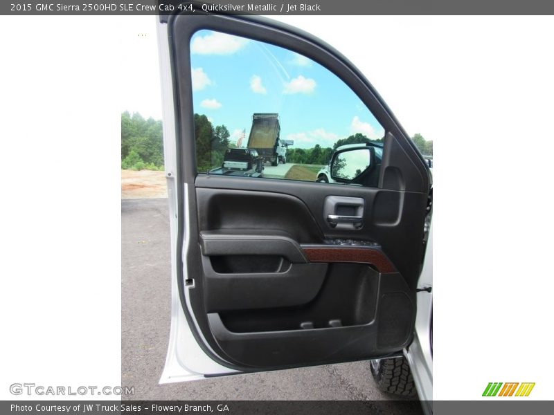 Quicksilver Metallic / Jet Black 2015 GMC Sierra 2500HD SLE Crew Cab 4x4