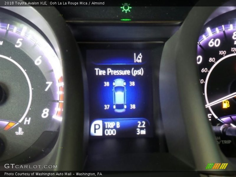 Ooh La La Rouge Mica / Almond 2018 Toyota Avalon XLE