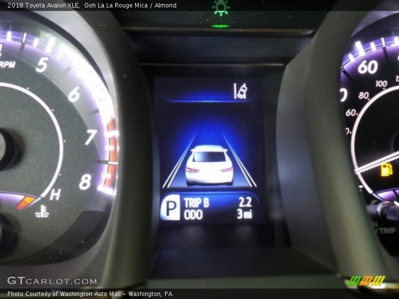 Ooh La La Rouge Mica / Almond 2018 Toyota Avalon XLE