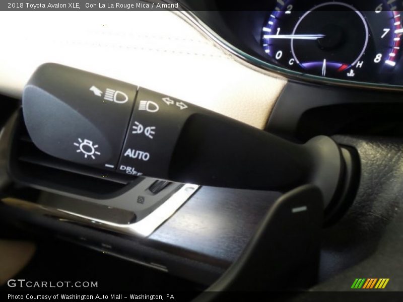 Ooh La La Rouge Mica / Almond 2018 Toyota Avalon XLE