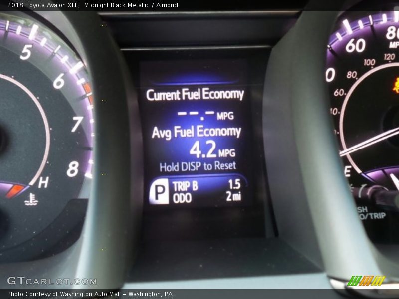 Midnight Black Metallic / Almond 2018 Toyota Avalon XLE