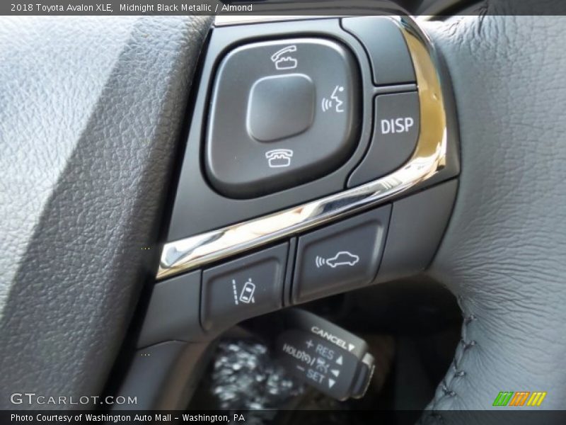 Controls of 2018 Avalon XLE
