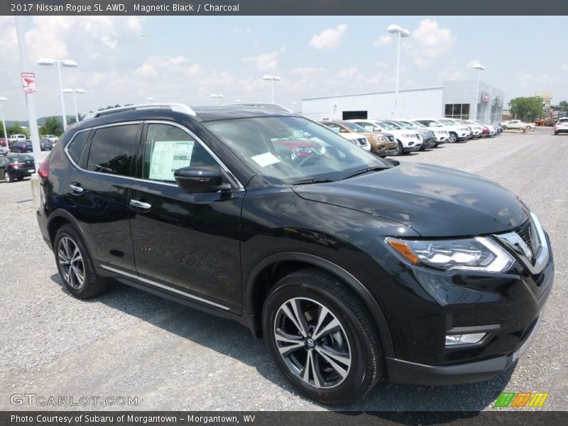 Magnetic Black / Charcoal 2017 Nissan Rogue SL AWD