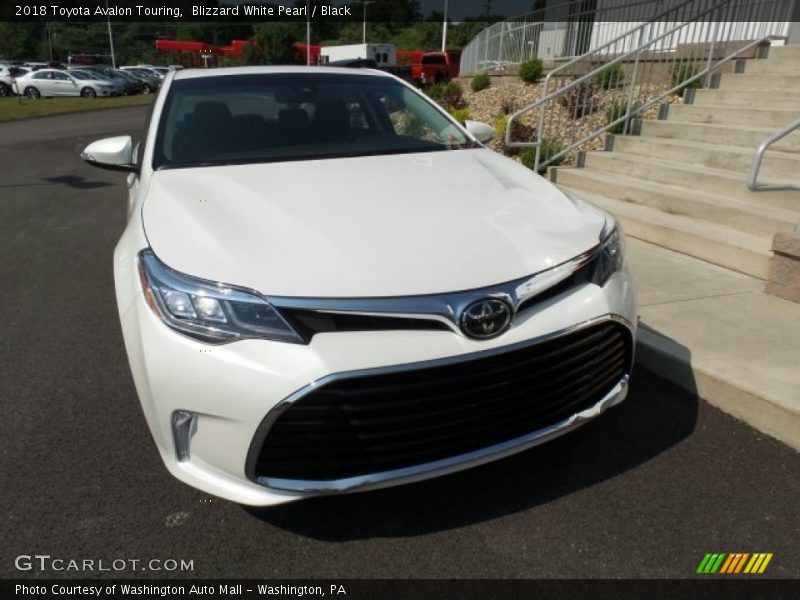 Blizzard White Pearl / Black 2018 Toyota Avalon Touring