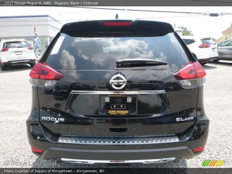 Magnetic Black / Charcoal 2017 Nissan Rogue SL AWD